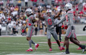 No. 3 Ohio State Dominates Iowa At The Horseshoe 35-7