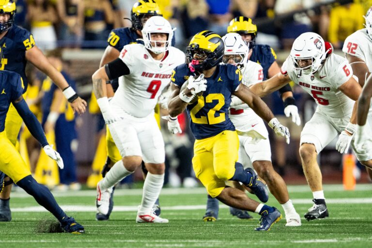 #14 Michigan Opens Season with 34-17 Win Over New Mexico Behind Haynes, Underwood