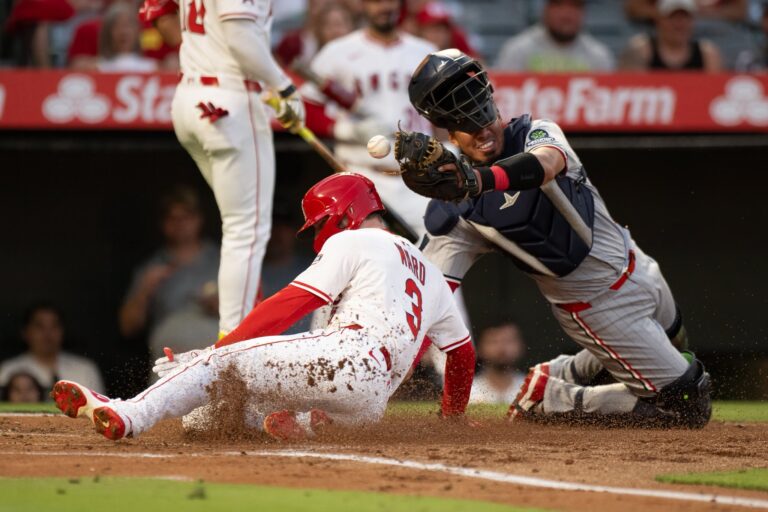 Angels Dominate Twins 12–2 Behind Hendricks’ Gem And Power Surge