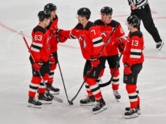 Hamilton’s Two Power-Play Goals Lift Devils Past Sharks For Seventh Straight Win