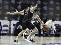 Gladden’s Last-Second Layup Lifts Boston University Over Harvard