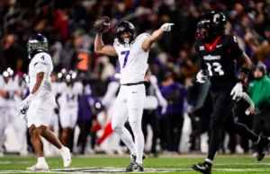 TCU Clinches 8 Wins With Balanced Attack Against Cincinnati