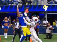 Stafford Throws Four TDs As Rams Clinch No. 5 Seed